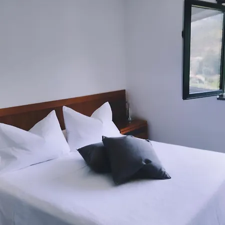 بيت للعطل Estrela Do *